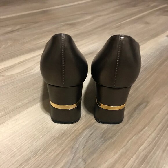 Mr. Seymour Ladies Metallic Gold Dress Shoes Size 8 - Picture 2 of 6